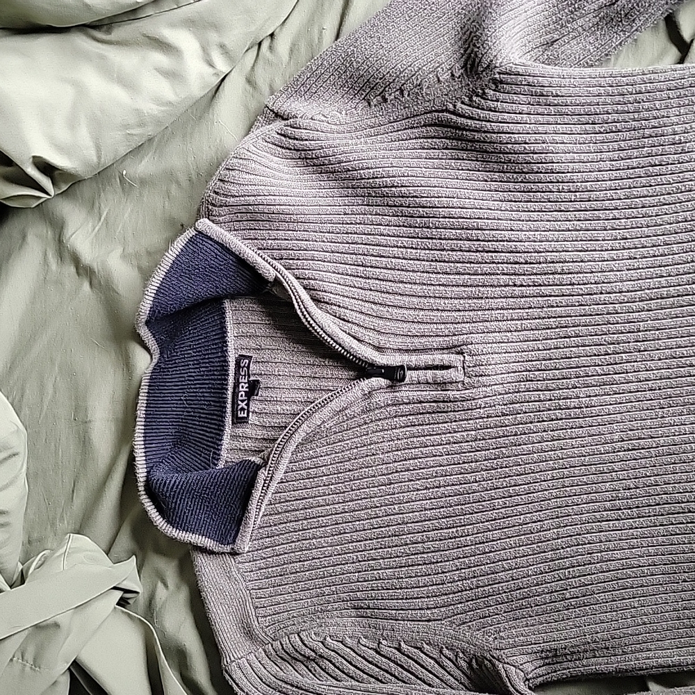 Express olive green quarter zip S